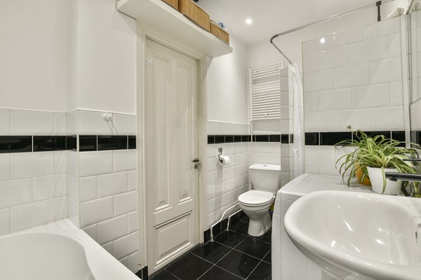 Medium property photo - Jan van Galenstraat 111D, 1056 BK Amsterdam